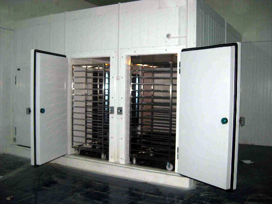 Ремонт промышленных холодильников в Дзержинском с выездом | Вызов мастера по холодильникам на дом